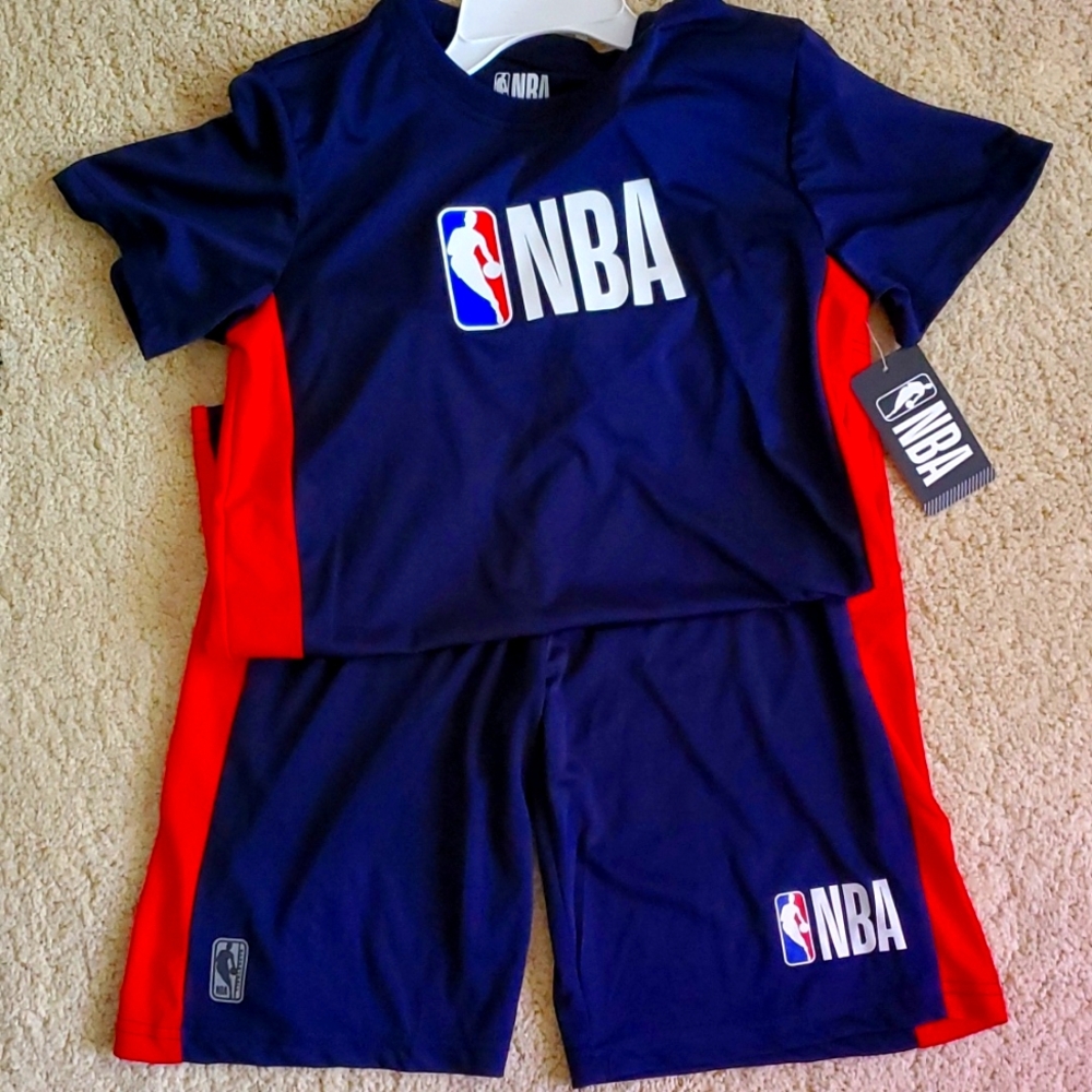 NWT: NBA BASKETBALL 🏀 SHORT SET